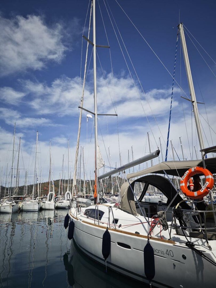 Oceanis 34.1